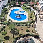 Marinas, Muy Amplio Cerca De Playa Poniente Apartment